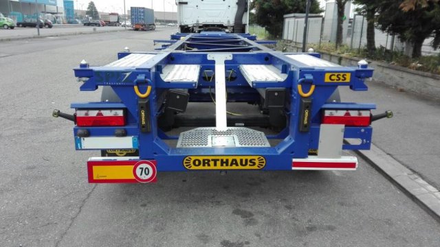 ORTHAUS C30 Танк-контейнеровоз трехосный